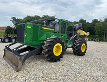 2022 John Deere 648LII